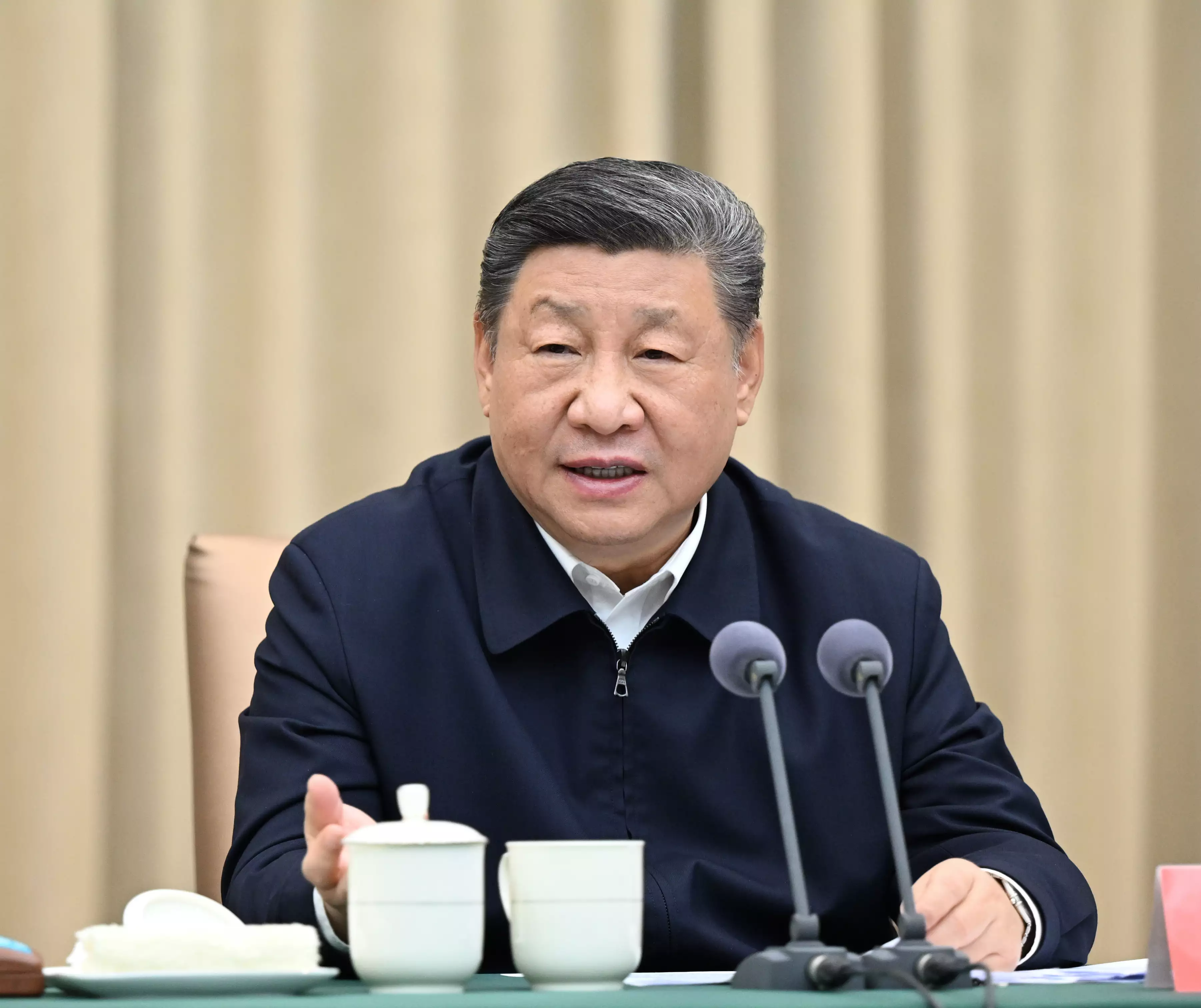文章附图